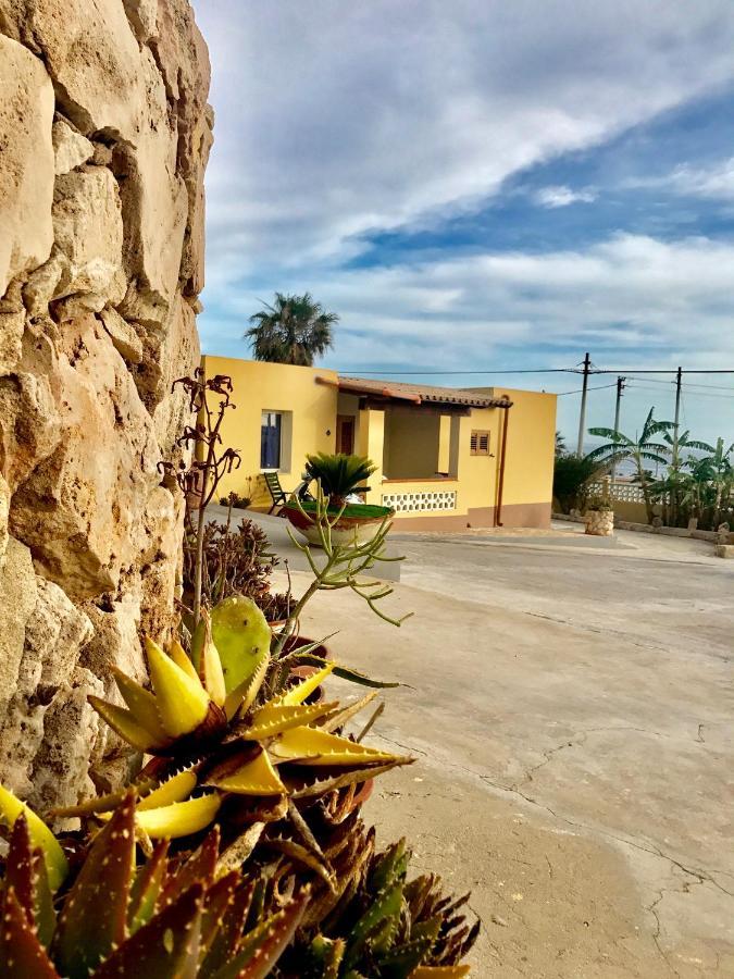 لامبيدوزا Residence Villa Ambra المظهر الخارجي الصورة